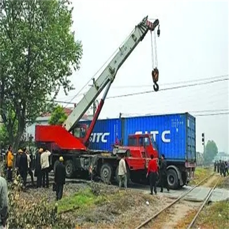 泰和县如何快速找到附近的吊车救援公司